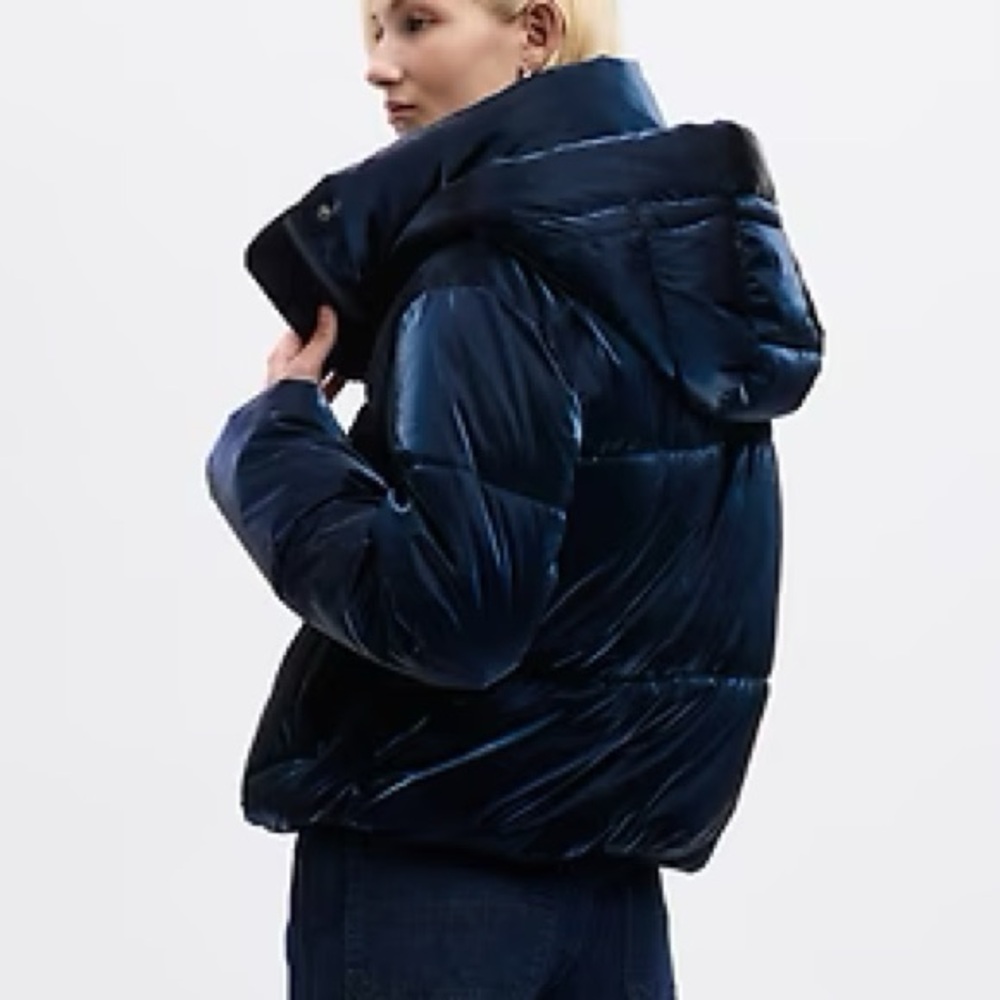 Women's Navy Puffer Jacket